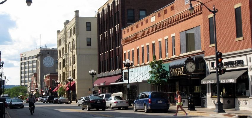 Envoy Air La Crosse Office in Wisconsin
