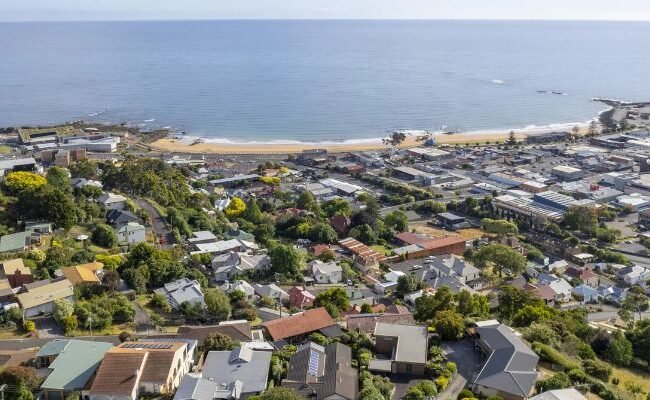 Sharp Airlines Burnie Office in Australia
