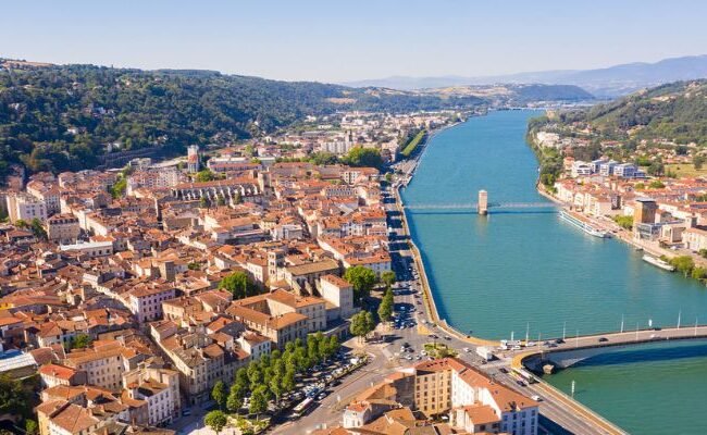 Tunisair Vienne Office in France