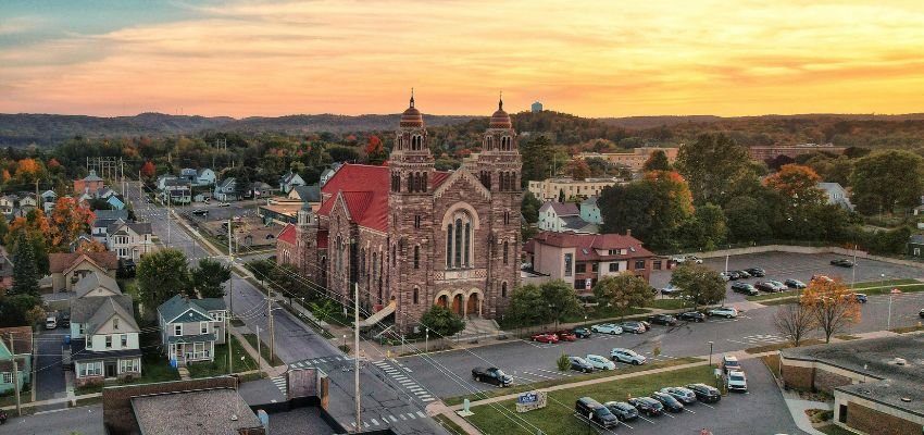 Envoy Air Marquette Office in USA