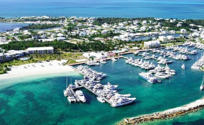 Endeavor Air Marsh Harbour Office in Bahamas