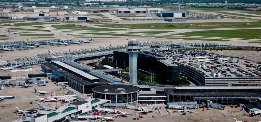 Chicago O’Hare International Airport (ORD)