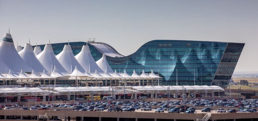 Denver International Airport (DEN)