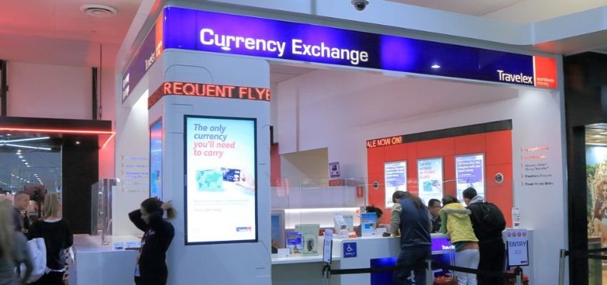 Currency Exchange, Banks & ATMs