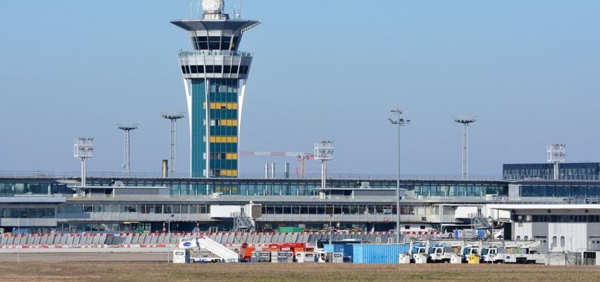 Paris Orly International Airport (ORY)